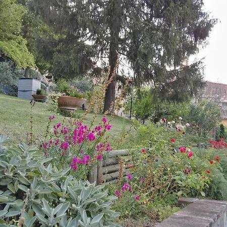 Secret Garden Couette-café Montepulciano Stazione
